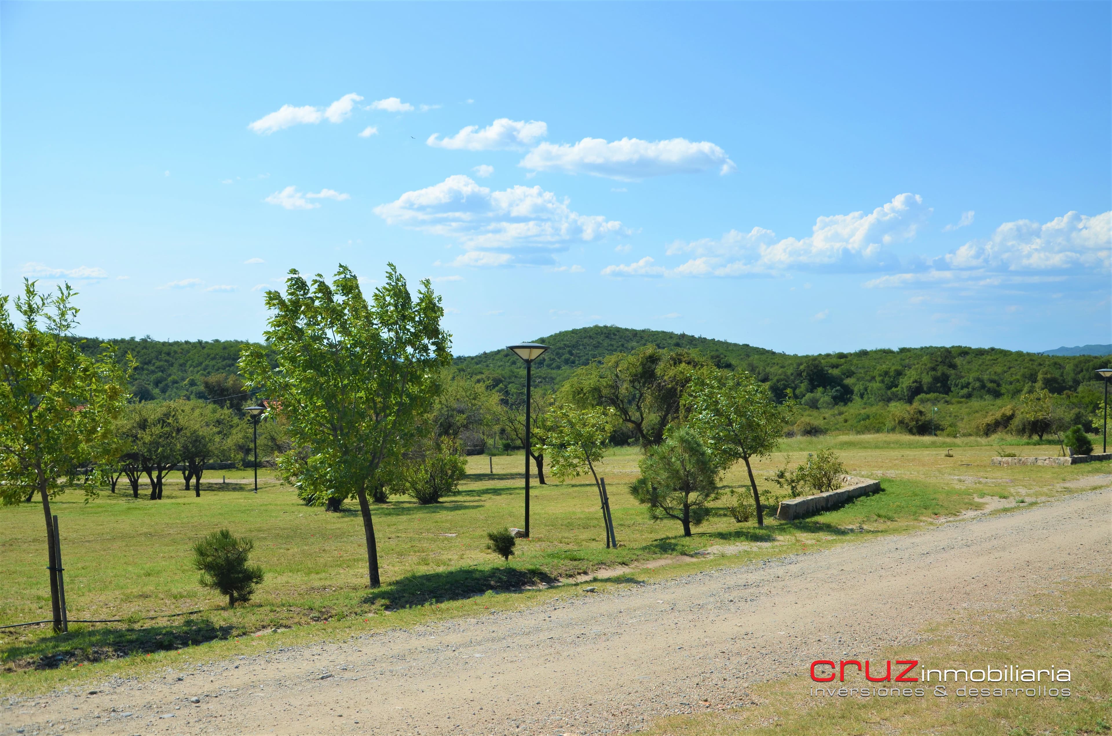 Lote de 1590m2 en Barrio Las Cascadas - imagen 9
