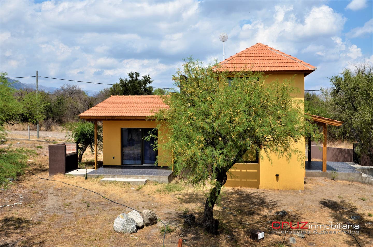 Complejo de Cabañas en Cortaderas - imagen 26