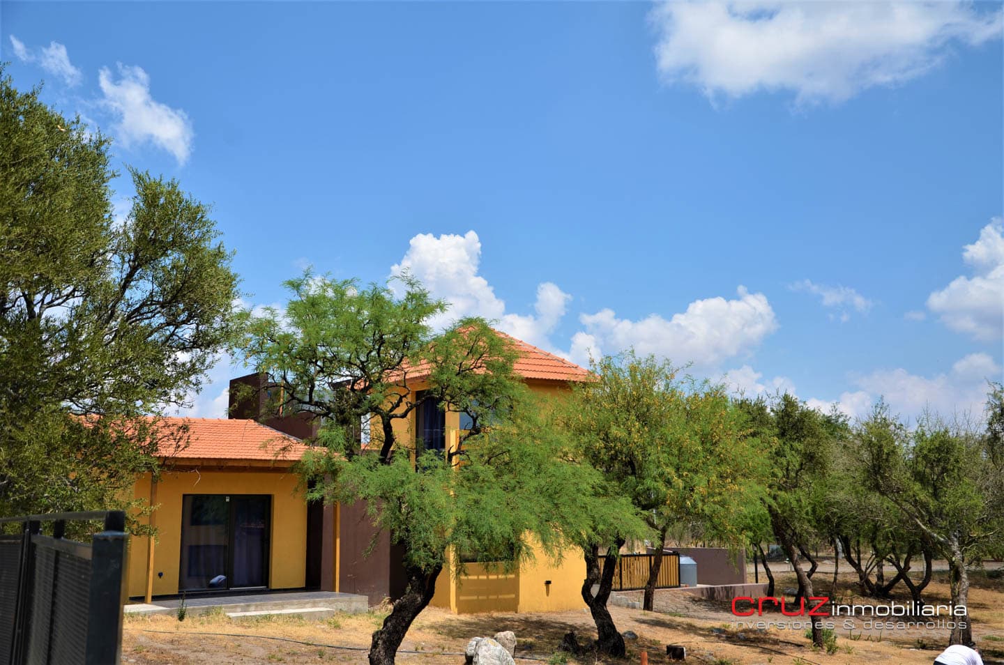 Complejo de Cabañas en Cortaderas