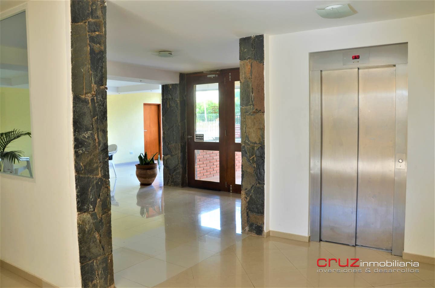 Departamentos de 52m2 en Villa de Merlo - imagen 14