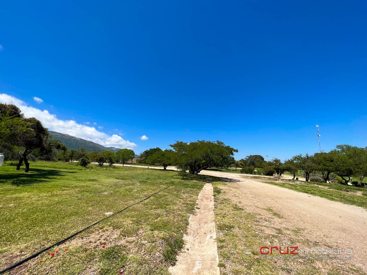 Lote de 1121m2 en Barrio Las Cascadas - Carpintería - imagen 14
