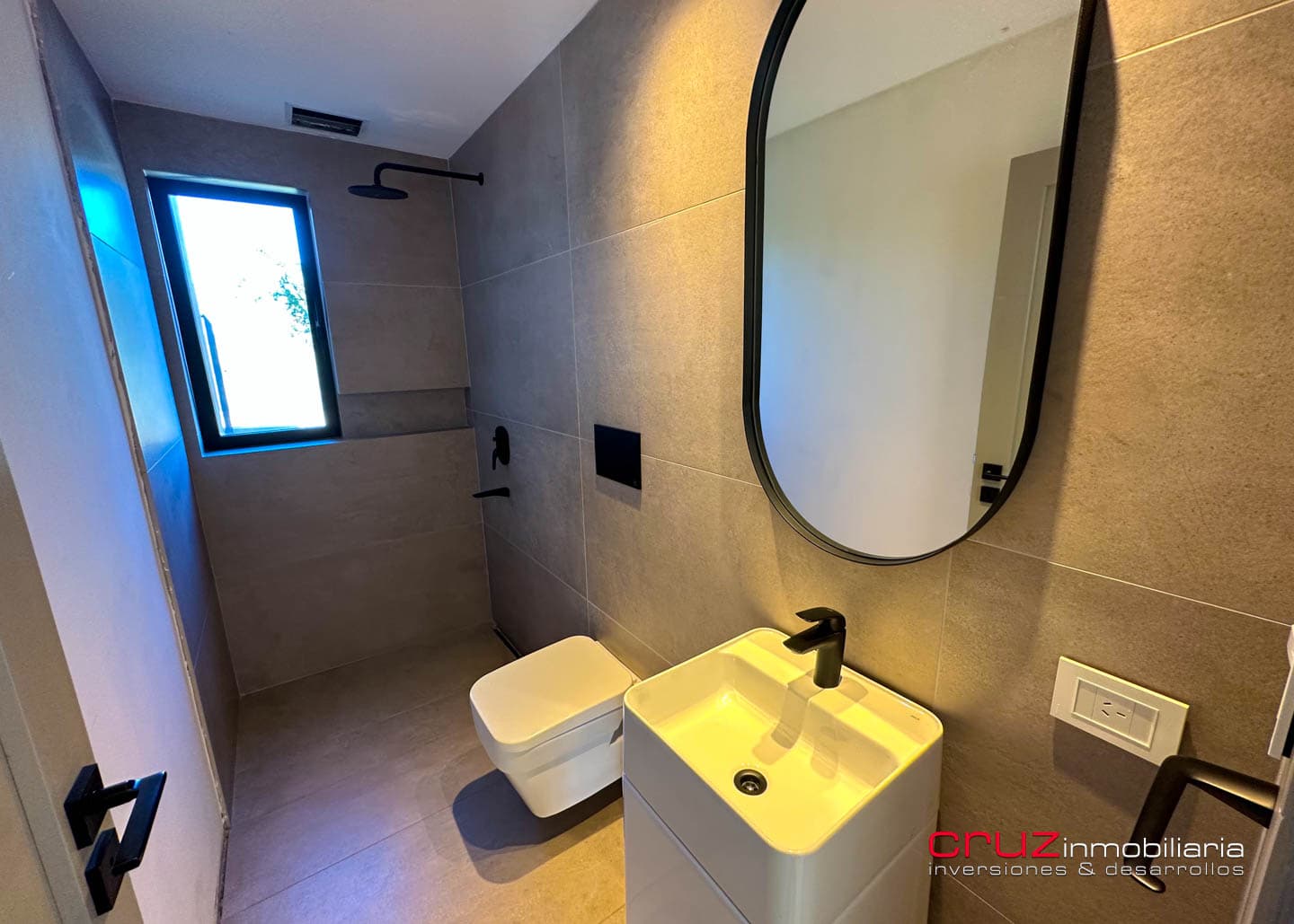 Hermosa Casa de 205m2 en Villa de Merlo - imagen 16