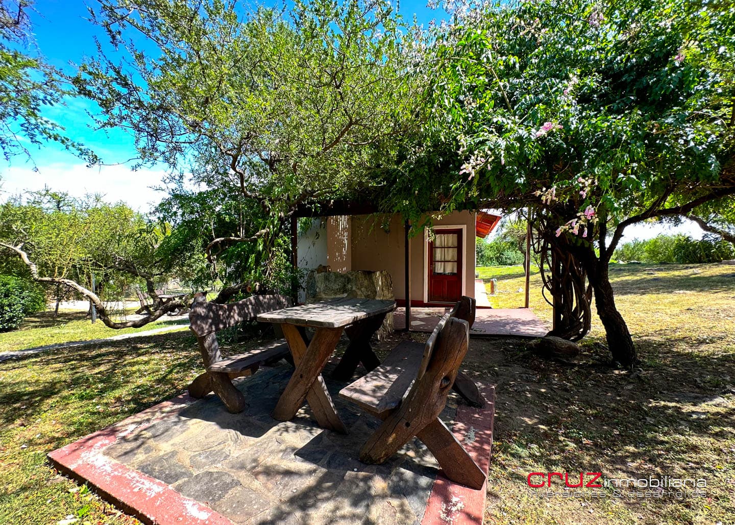 Complejo de 462m2 en Zona alta de Cerro de Oro - imagen 45