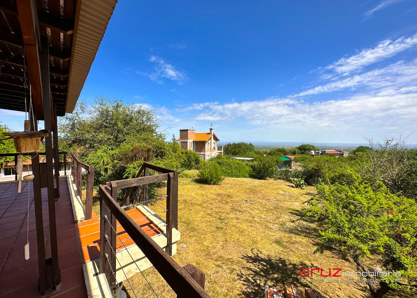 Complejo de 462m2 en Zona alta de Cerro de Oro