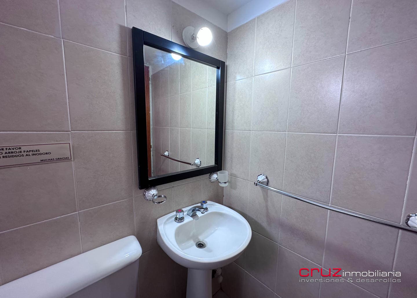 Complejo de 462m2 en Zona alta de Cerro de Oro - imagen 43
