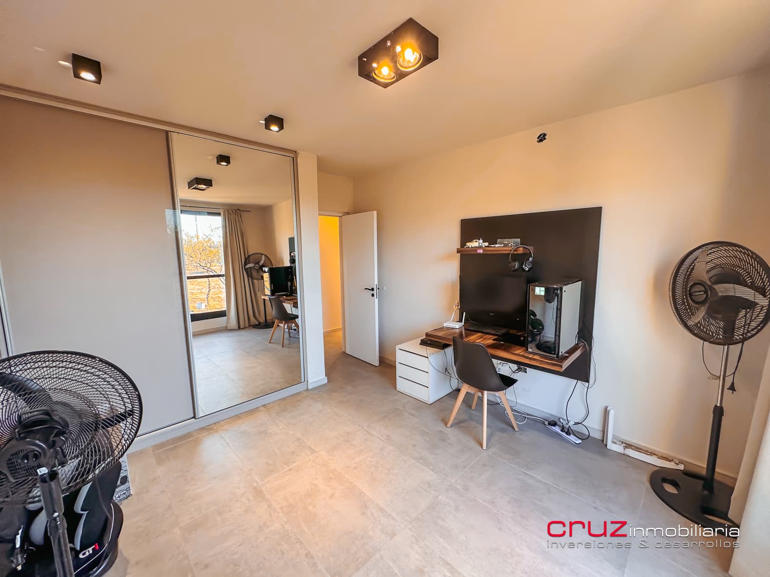 Casa de 215m2 con Piscina - Barrio La Arbolada - imagen 25