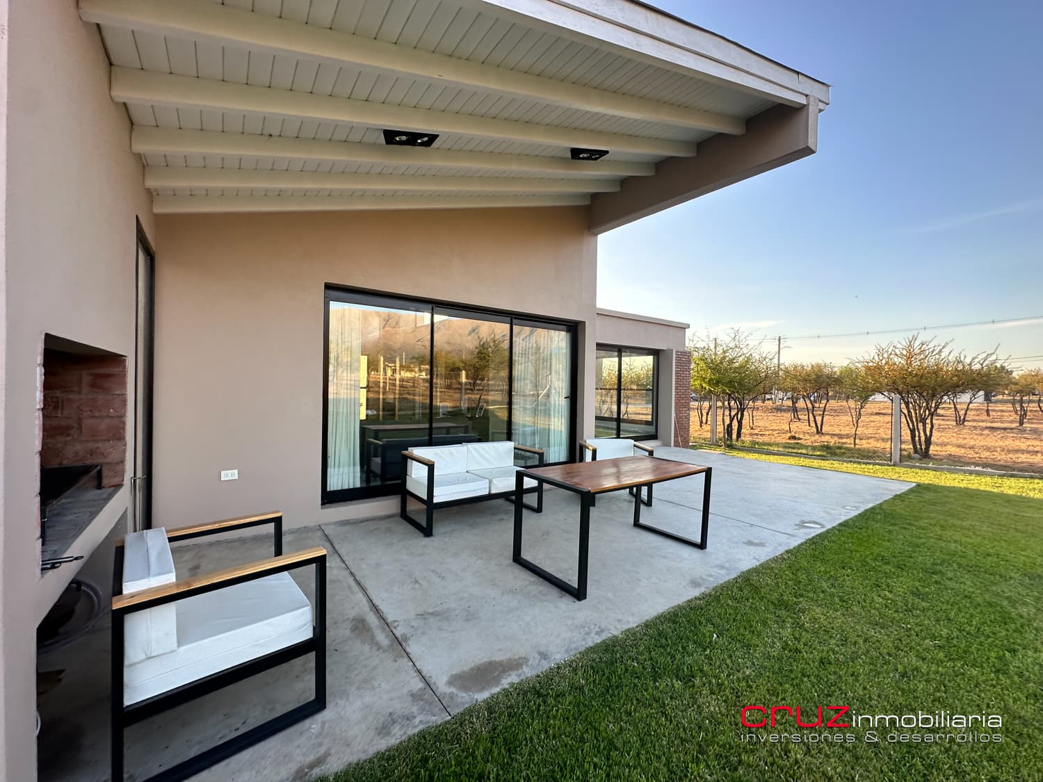 Casa de 215m2 con Piscina - Barrio La Arbolada - imagen 35