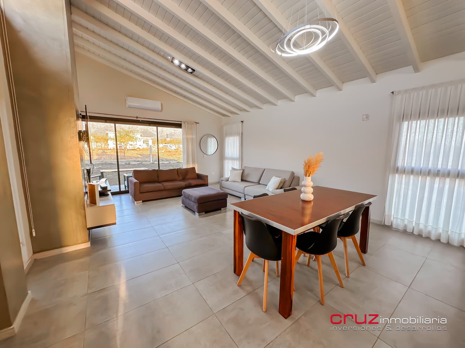Casa de 215m2 con Piscina - Barrio La Arbolada - imagen 10