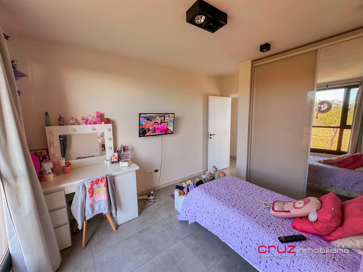 Casa de 215m2 con Piscina - Barrio La Arbolada - imagen 29