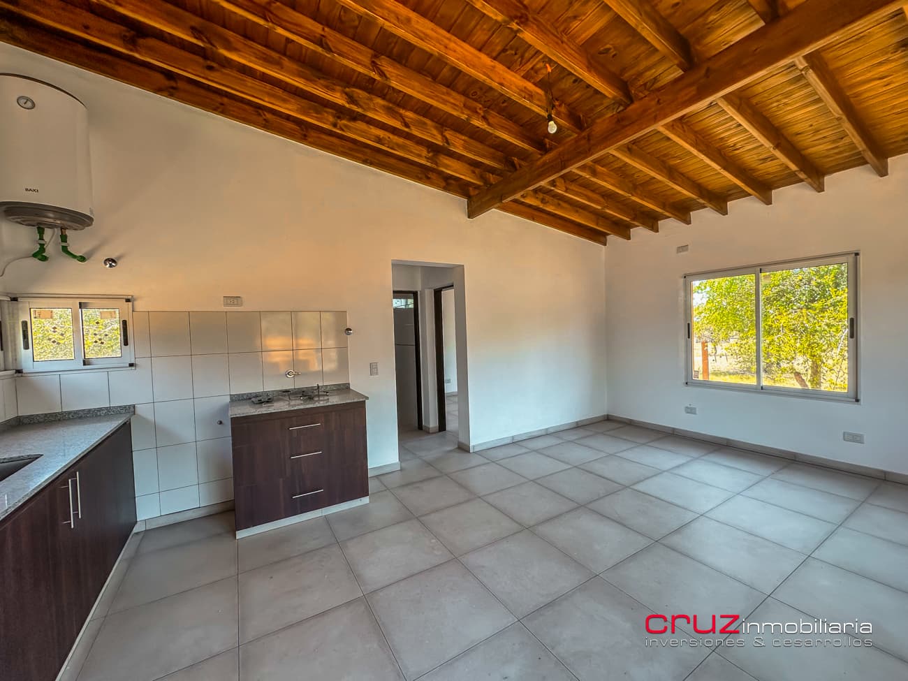 Complejo de 3 cabañas en Zona del Dique Piscu Yaco 147m2 - imagen 7