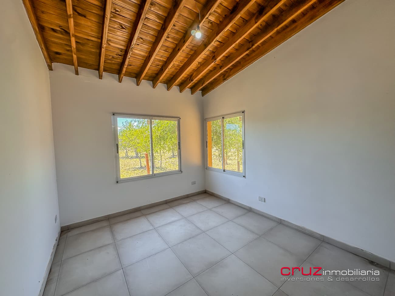 Complejo de 3 cabañas en Zona del Dique Piscu Yaco 147m2 - imagen 17