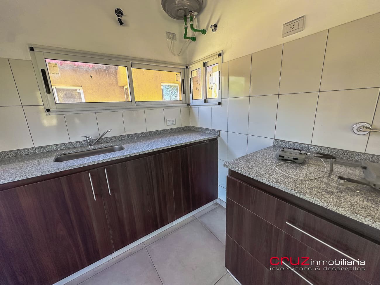 Complejo de 3 cabañas en Zona del Dique Piscu Yaco 147m2 - imagen 10