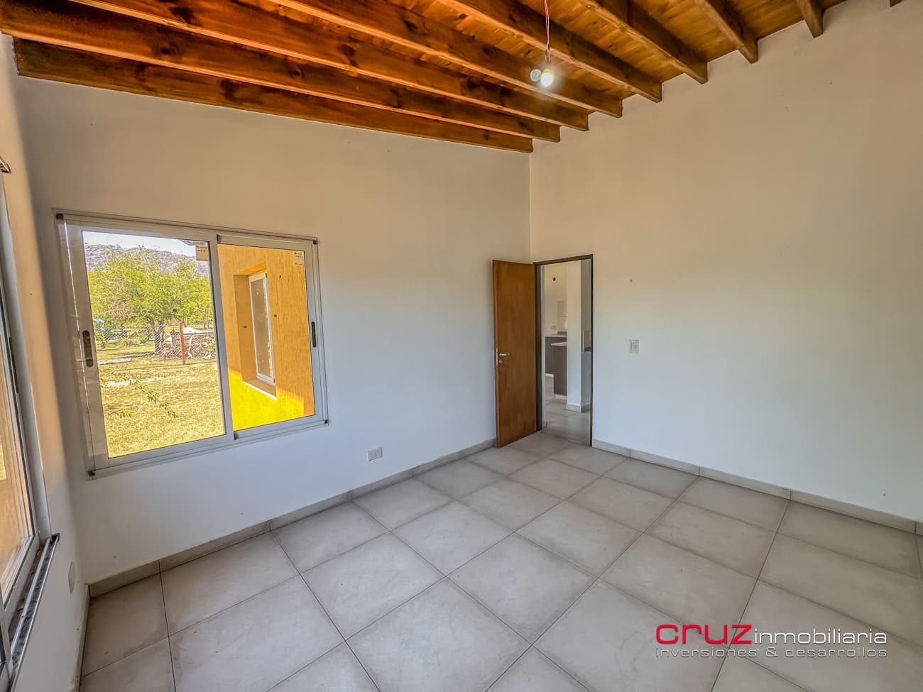 Complejo de 3 cabañas en Zona del Dique Piscu Yaco 147m2 - imagen 18