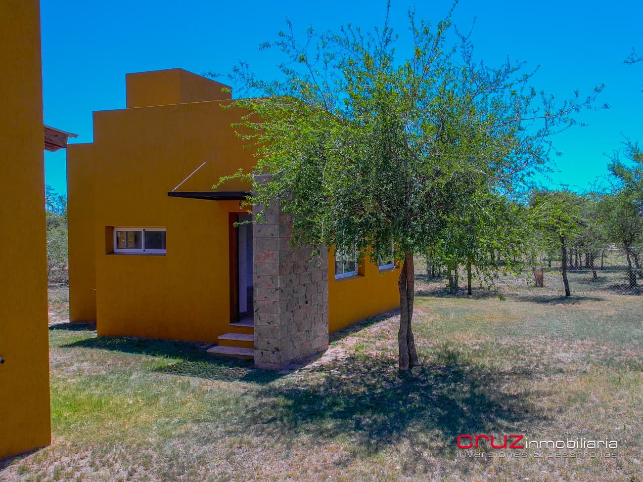 Complejo de 3 cabañas en Zona del Dique Piscu Yaco 147m2 - imagen 4