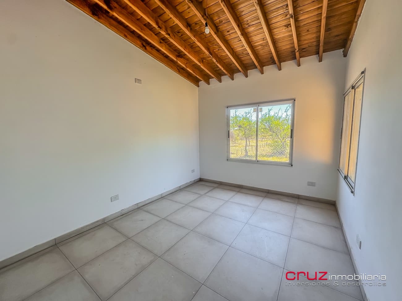 Complejo de 3 cabañas en Zona del Dique Piscu Yaco 147m2 - imagen 16
