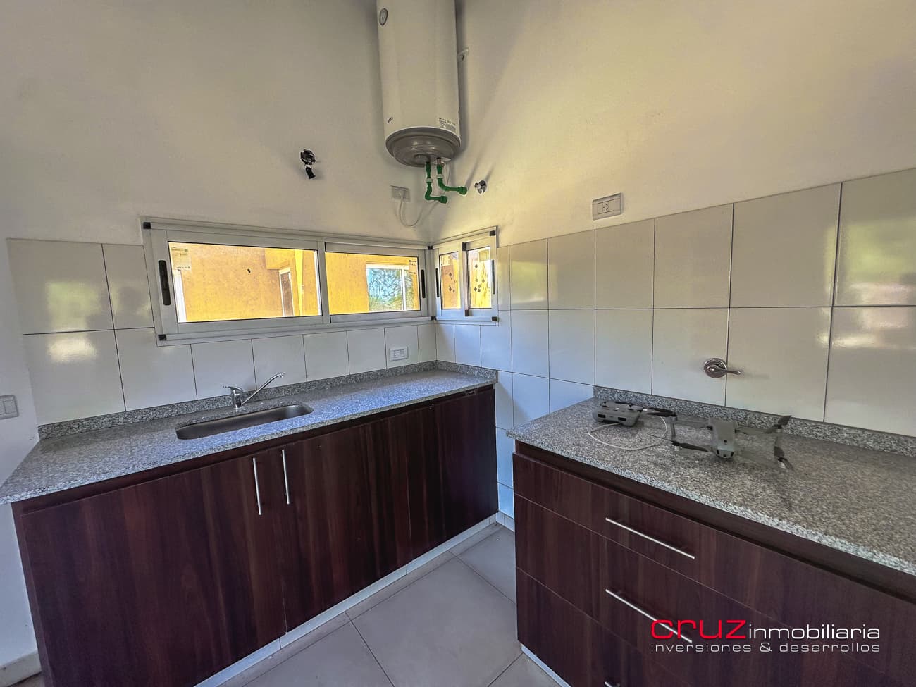 Complejo de 3 cabañas en Zona del Dique Piscu Yaco 147m2 - imagen 11