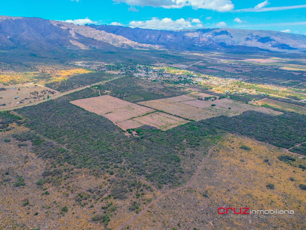 Campo de 21HA en Villa Larca sobre RUTA 1 - imagen 15