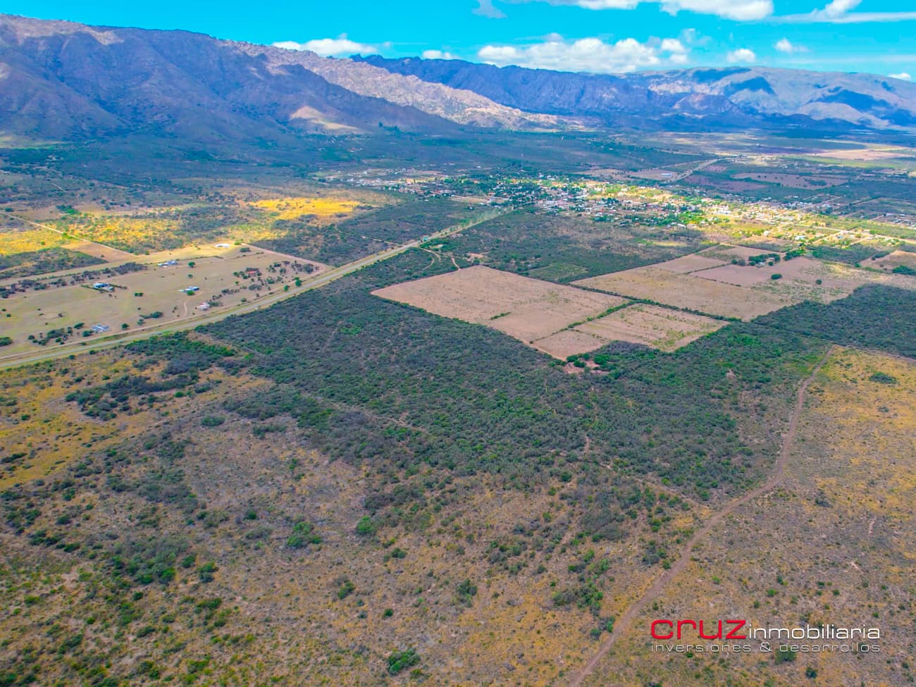 Campo de 21HA en Villa Larca sobre RUTA 1 - imagen 13