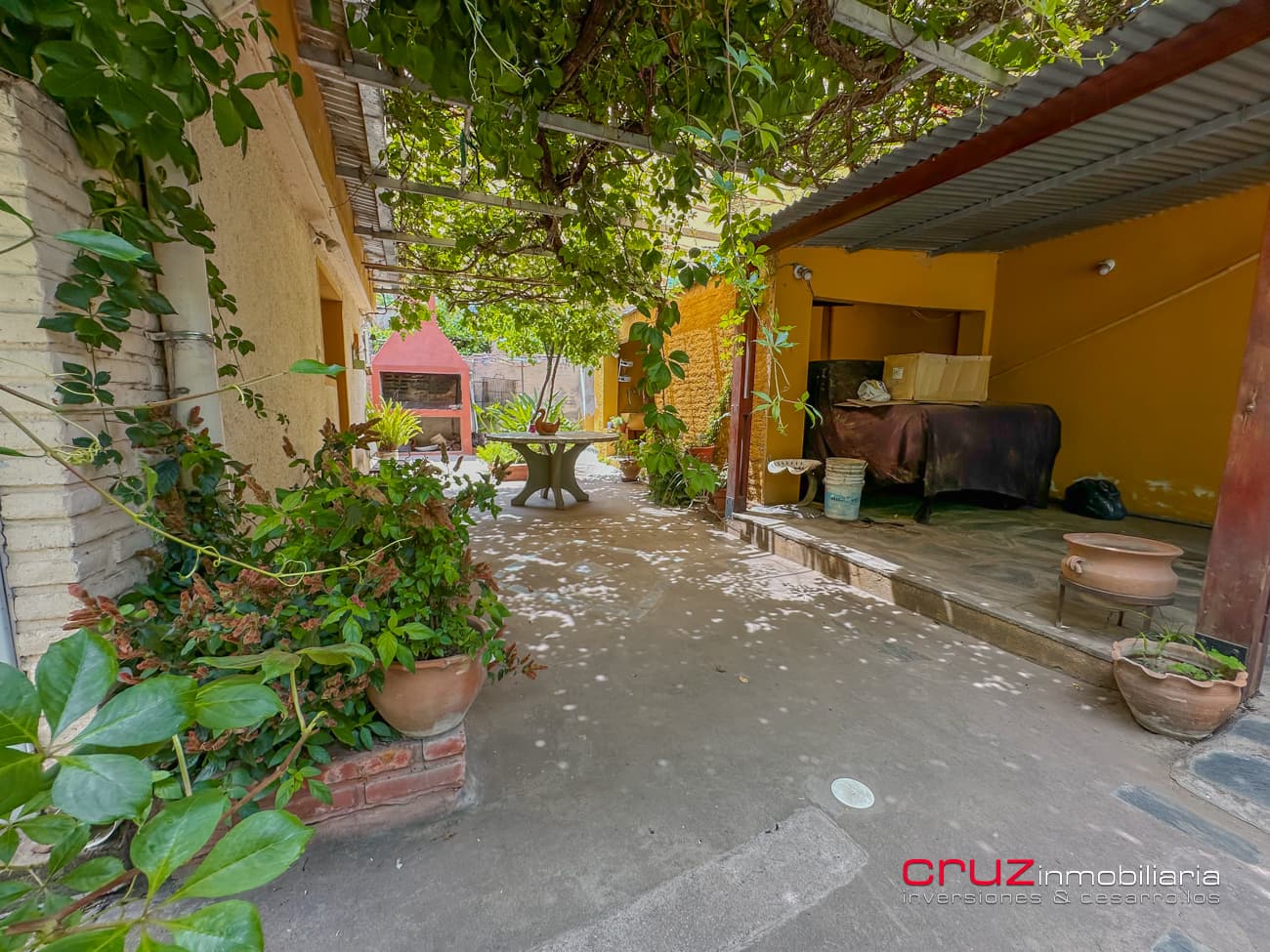 Casa + Local frente a plaza de Cortaderas - imagen 32