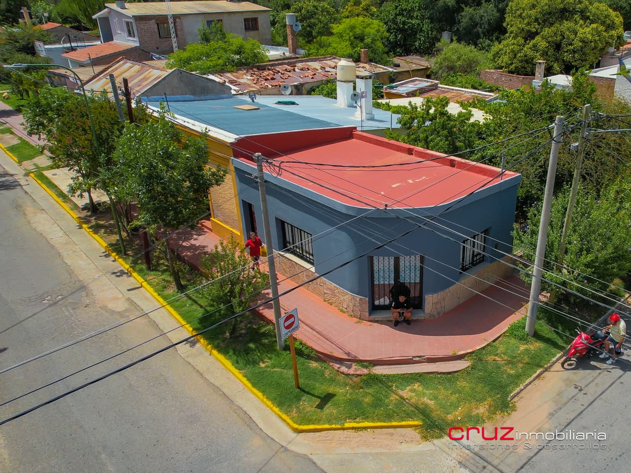 Casa + Local frente a plaza de Cortaderas - imagen 38