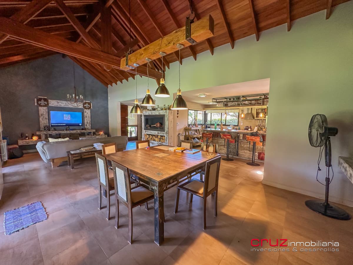 Casa Quinta de 260m2 con piscina en Villa de Merlo - imagen 8