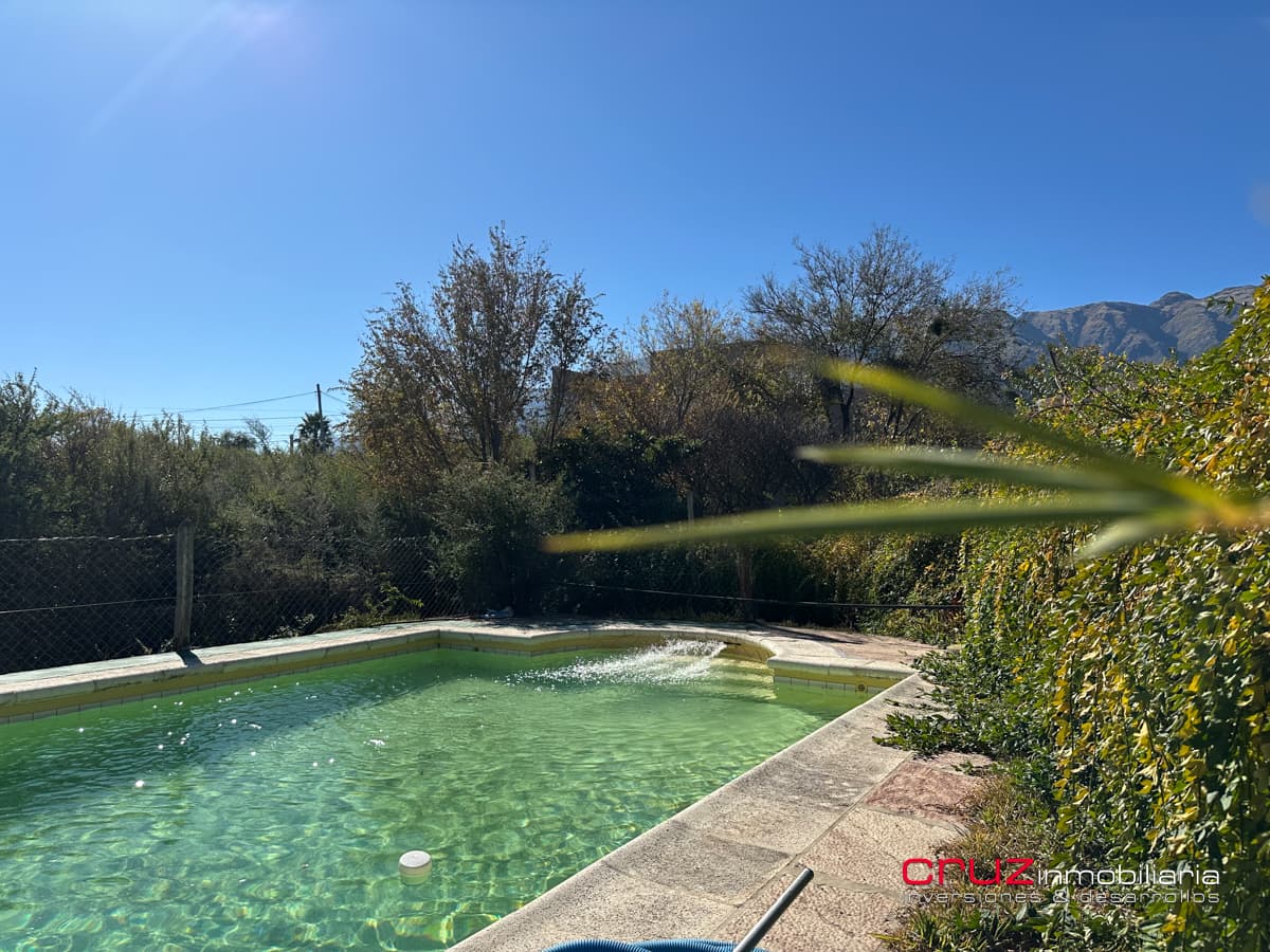 Chalet de 102m2 con Piscina en Barranca Colorada - imagen 37