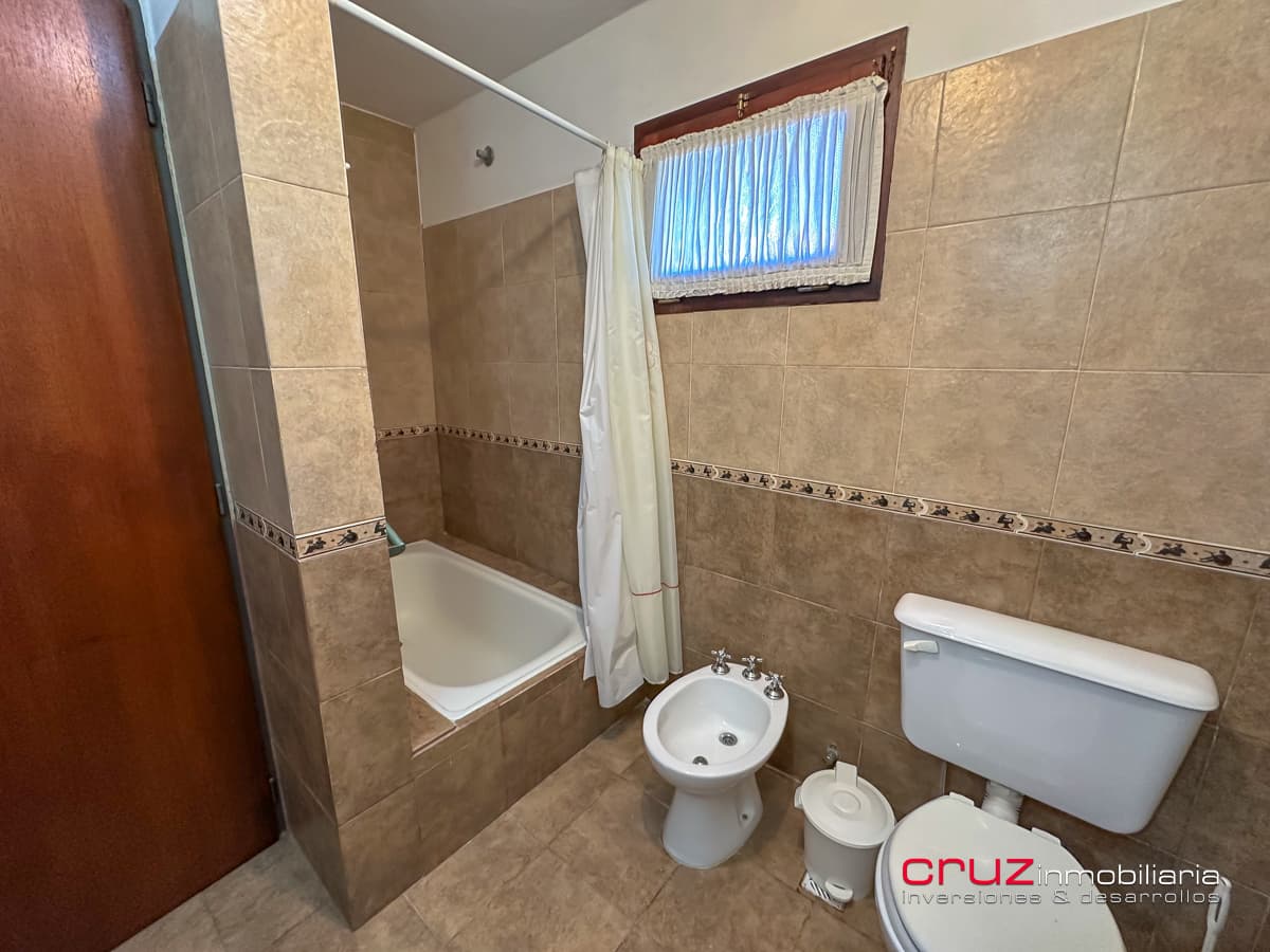 Chalet de 102m2 con Piscina en Barranca Colorada - imagen 25