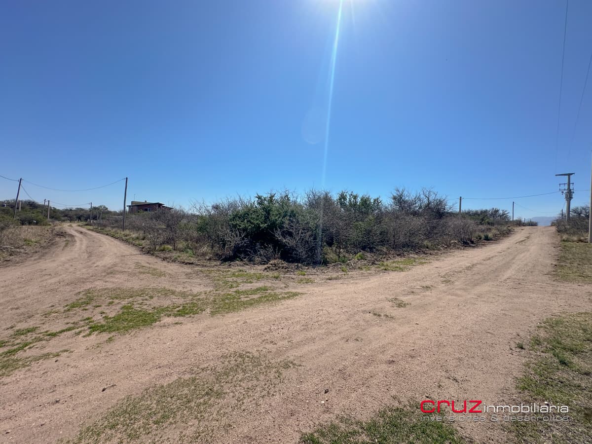 Lote de 1005m2 en Cortaderas