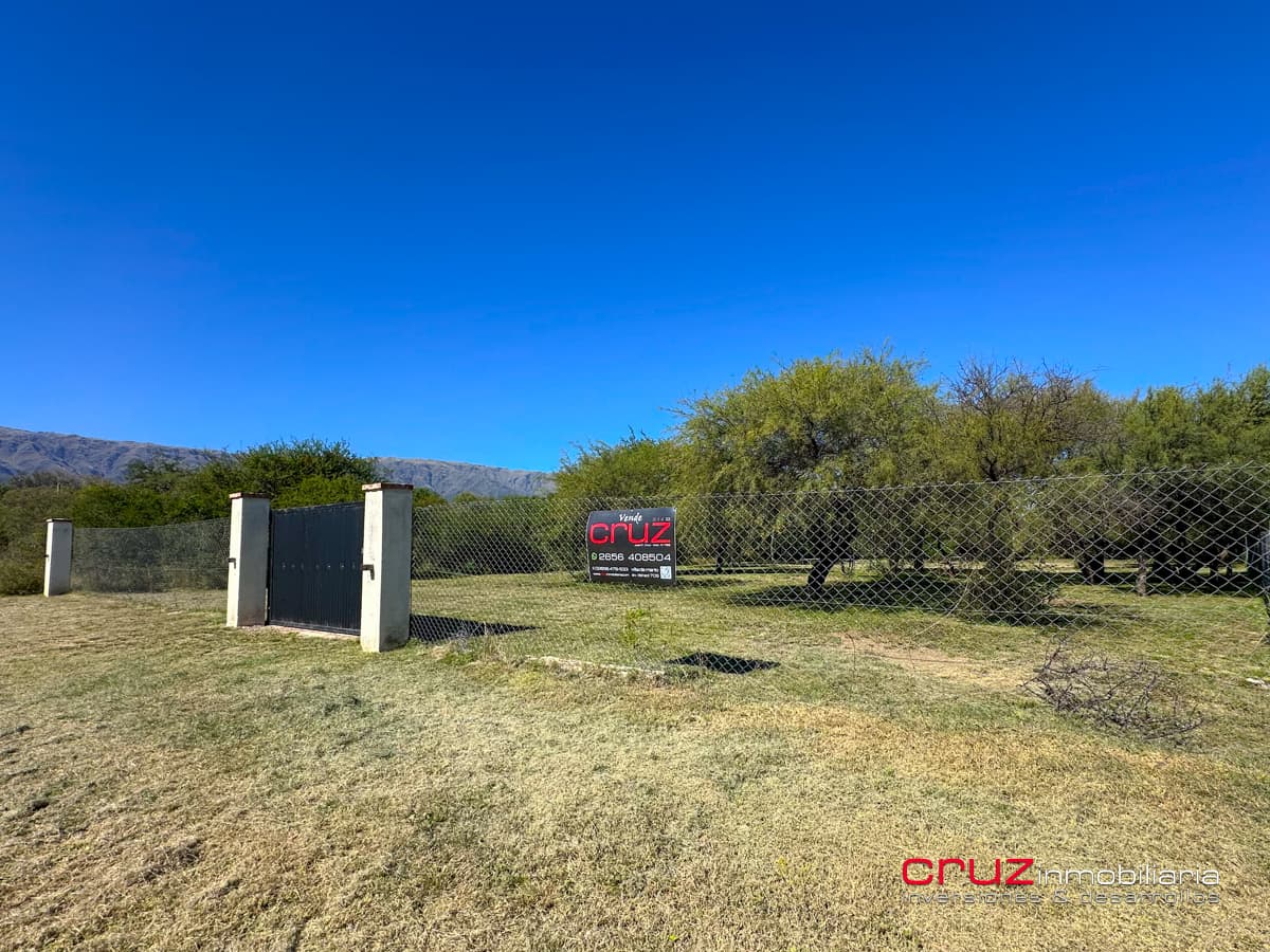 Lote de 1376m2 en Despertar del Valle, Villa de Merlo