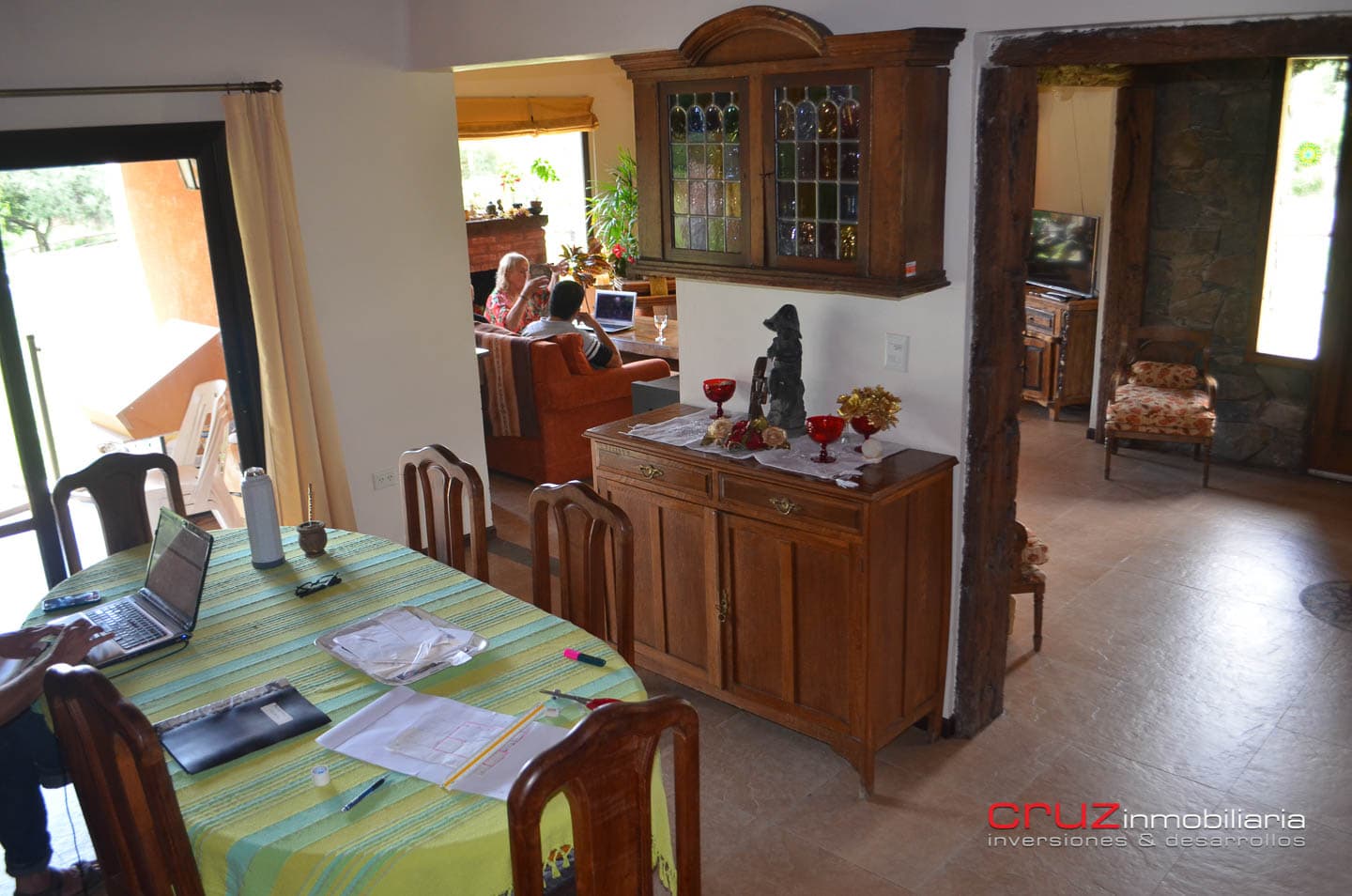 Importante Complejo de Cabañas en Cortaderas - imagen 15