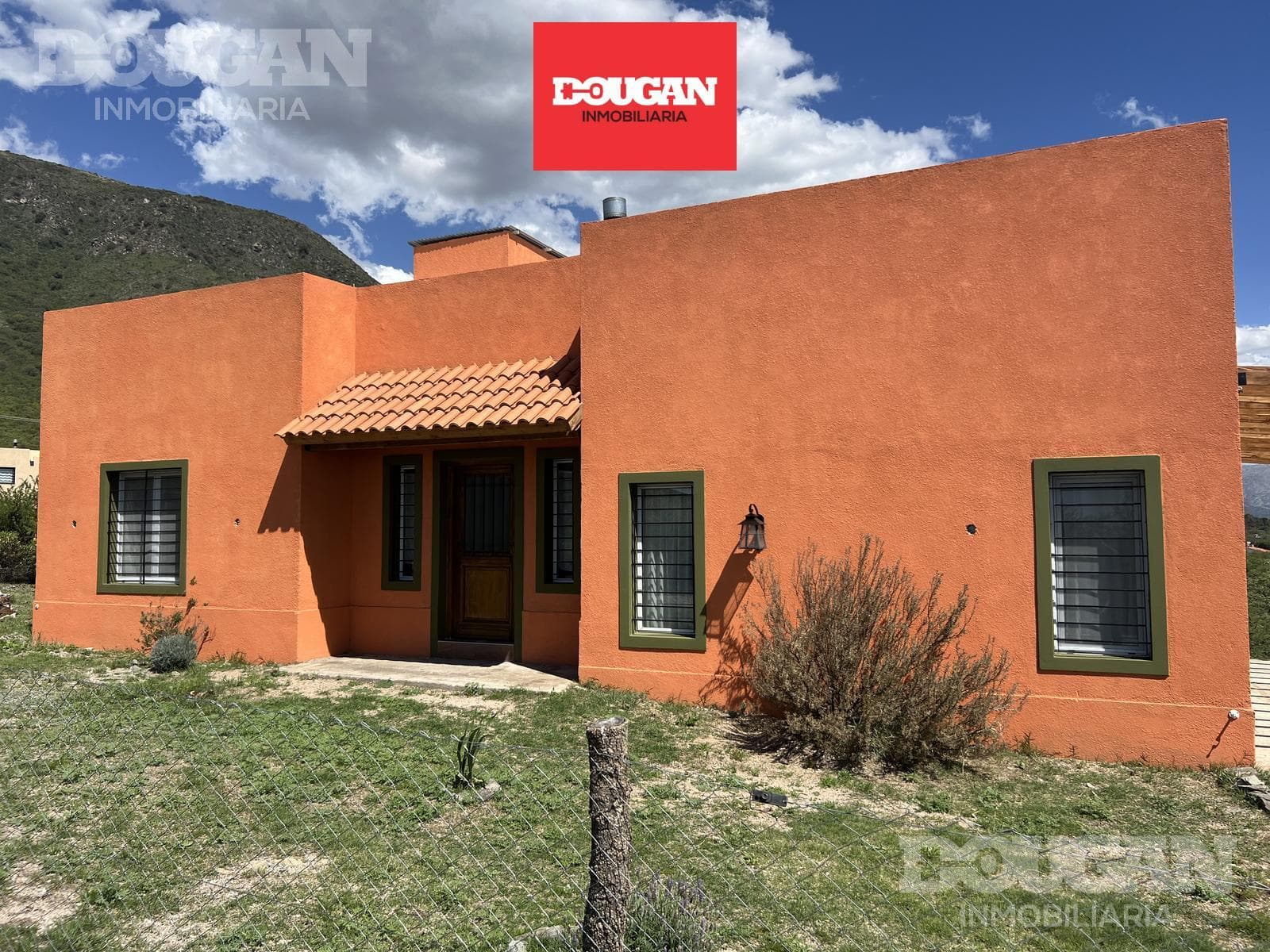 Casa en Venta en Villa Elena - Los Pinos