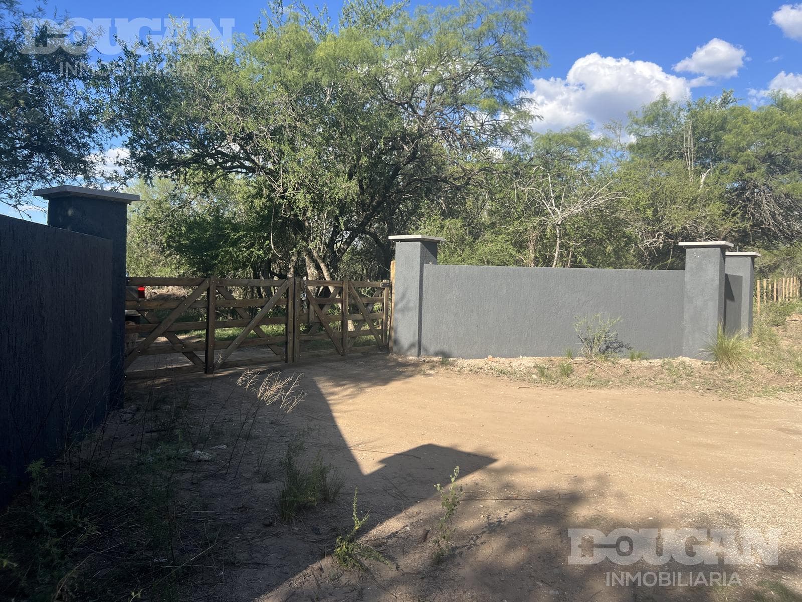 Campo en Venta en Merlo - Calle Publica